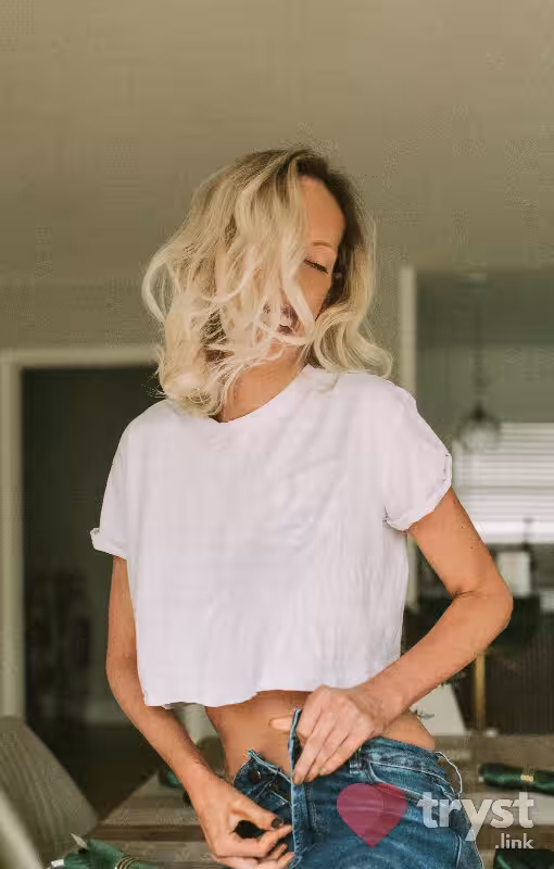 Daria Sharp - Escort in Alpharetta, GA