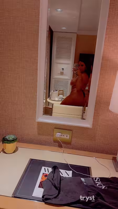 Escort Sinthia in Boston, MA