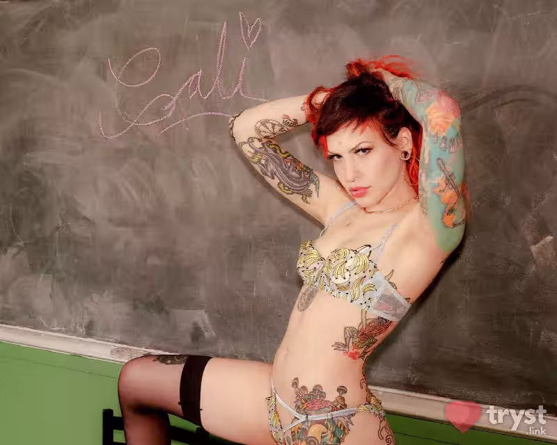 Calliste Camu - Escort in Chicago, IL