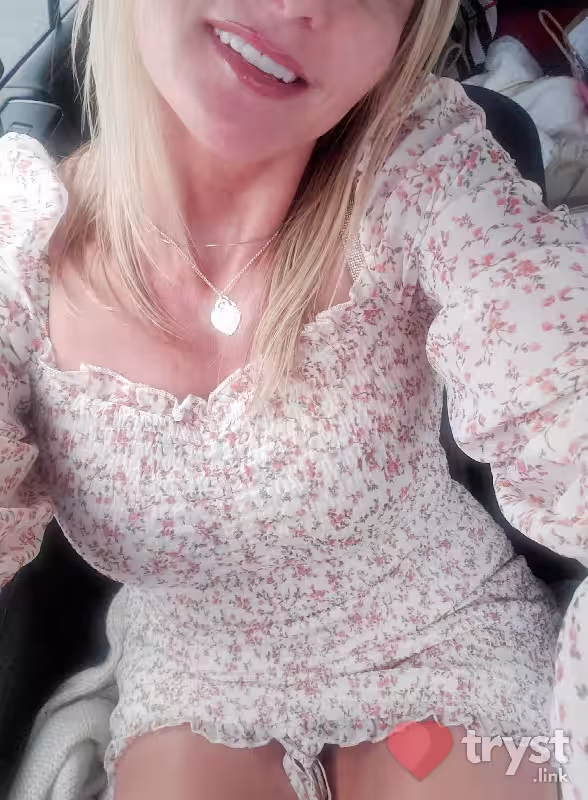 Autumn - Escort in Corona, CA