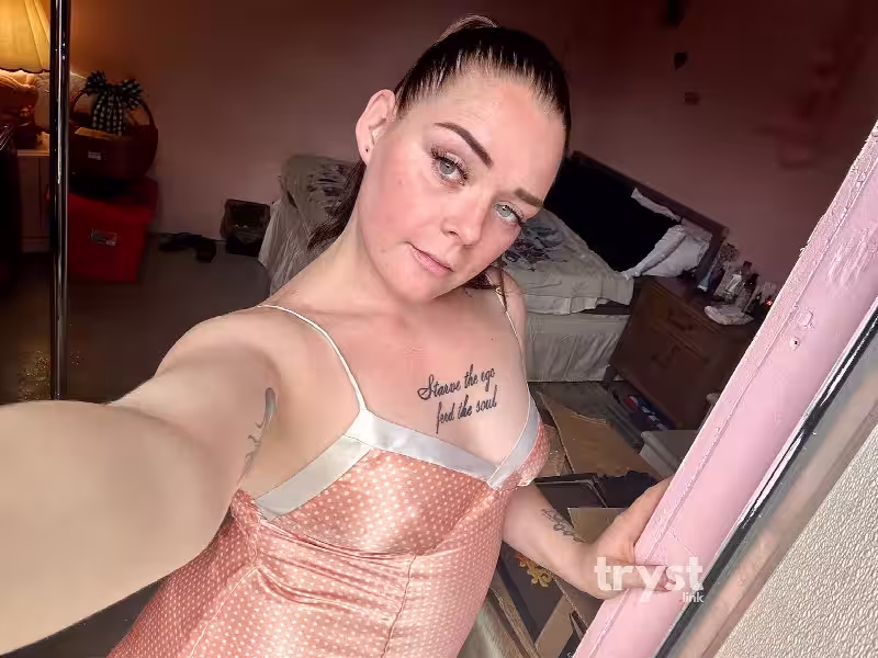 Ashley Red - Escort in Delray Beach, FL