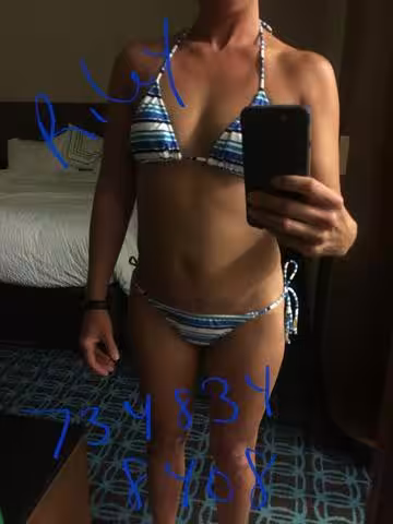 Riley - Escort/Massage in Detroit, MI