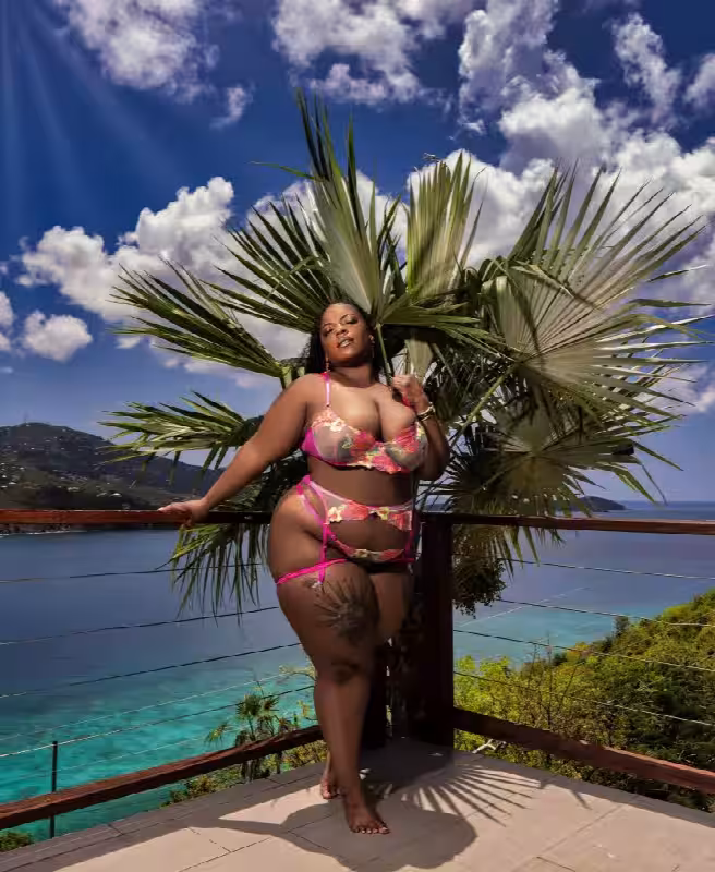 Princess 38k / Chloe Santiago / Princess Chloe - Escort in Detroit, MI