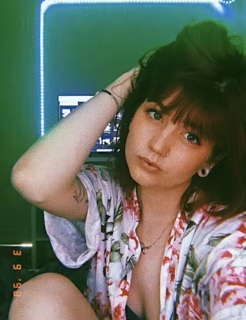 Escort Dakota Raining in Los Angeles, CA