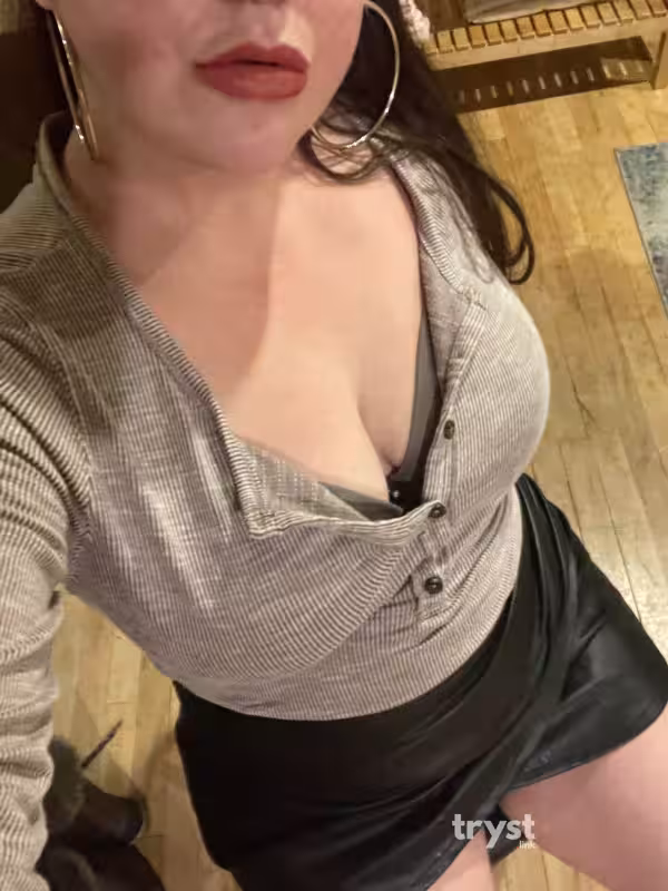 Escort/Massage/S&M Kimmy in Minneapolis, MN