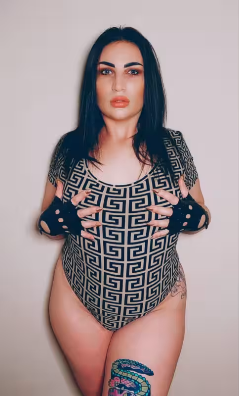 Stella Gold - Escort/Massage in Minneapolis, MN