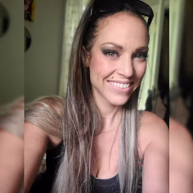 Elle Tee - Escort/S&M in Minneapolis, MN