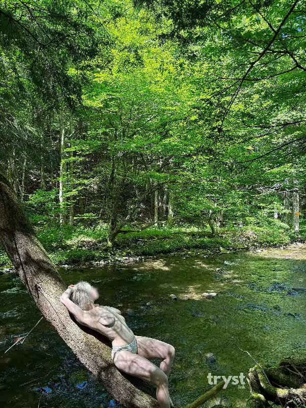 Escort Charlie Jung in New York City - Manhattan, NY