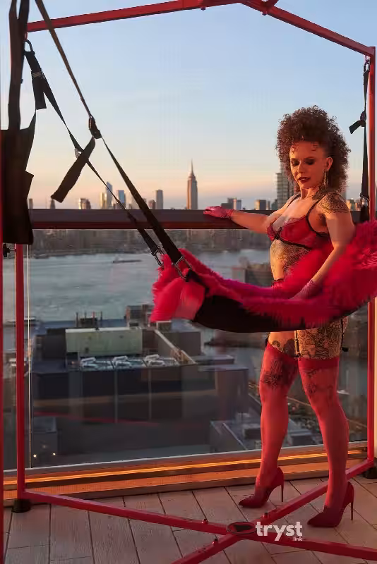 Hextyn - Escort/Massage/S&M in New York City - Manhattan, NY