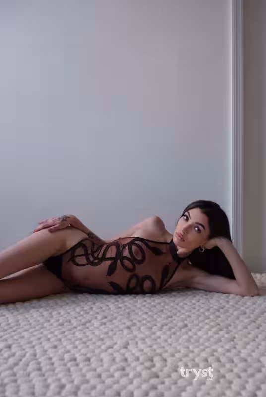 Mia Paige - Escort in New York City - Manhattan, NY