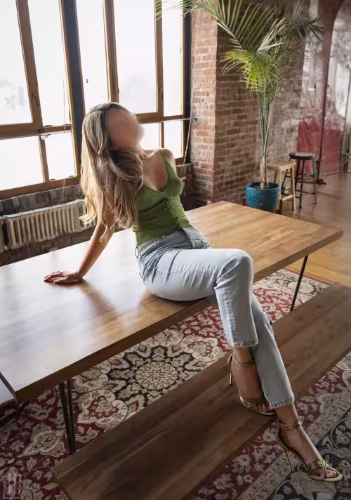 Stella Murr - Escort in New York City - Manhattan, NY