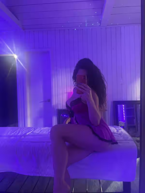 Viktoria - Escort/Massage in North Hollywood, CA