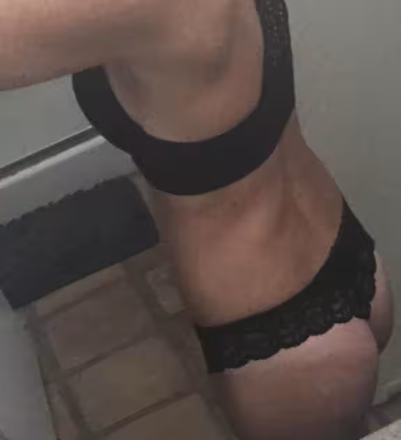 Lexi - Massage in Palm Desert, CA