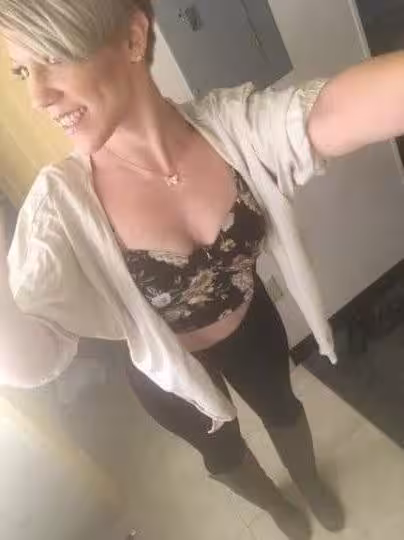 Linz / Lindsey - Escort/Massage in Phoenix, AZ