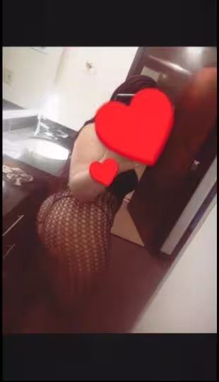 Lizz / Latiina Mamii - Escort in Somerville, MA