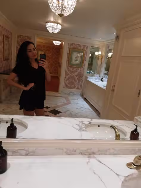 Ellie - Massage in Tampa, FL