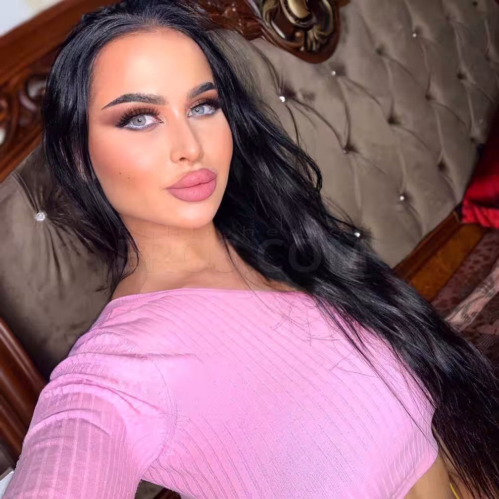 Schaumburg | Escort | Cali | Miss Alexis