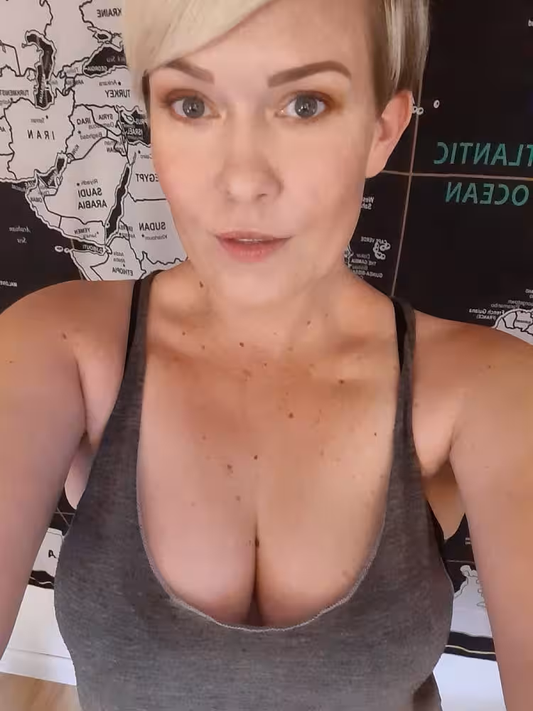 Sasha Knox | Los Angeles | Escort | 323-809-3355