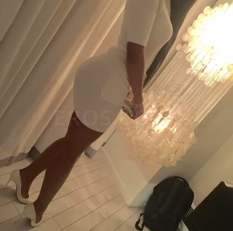 515-349-8562 | Escort | Minneapolis | Yasmine | Veronica Sky