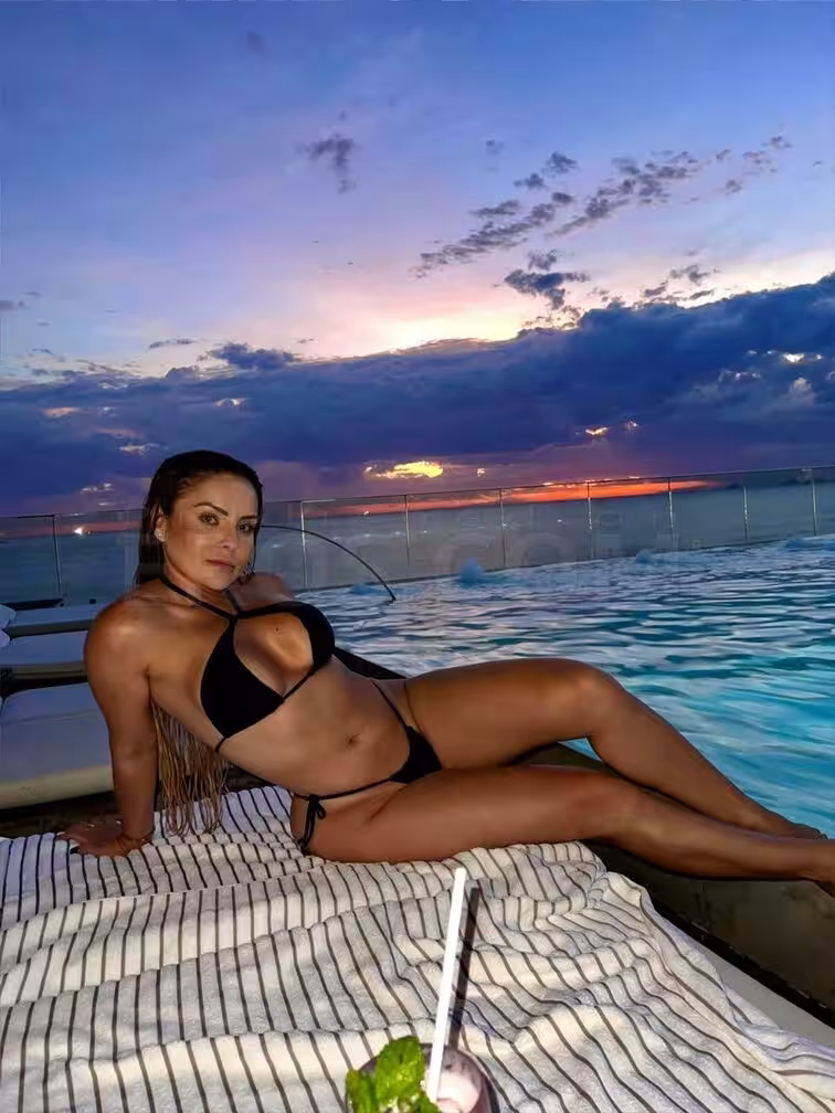 Escort | Gaby Brazilian | Raleigh | 561-461-4646