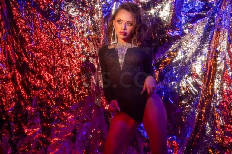 Holly Hendrix | Escort | 818-651-0883 | Miami