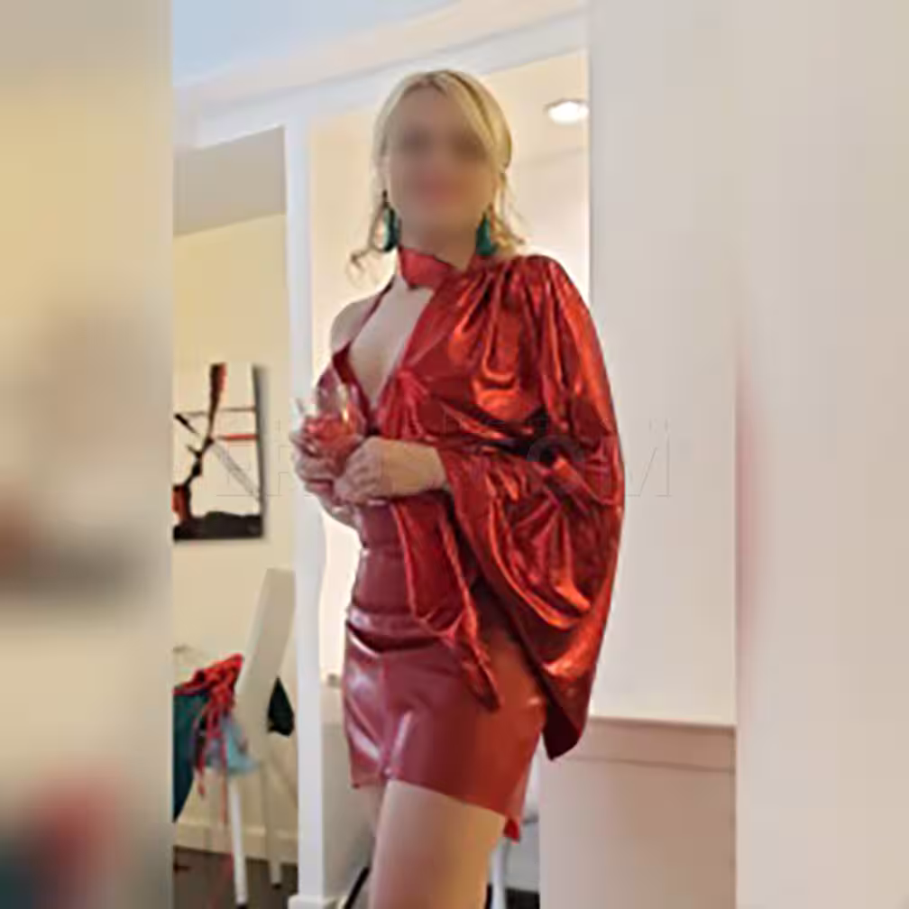 Escort | 917-631-2089 | Dr. Julia | New York City - Manhattan