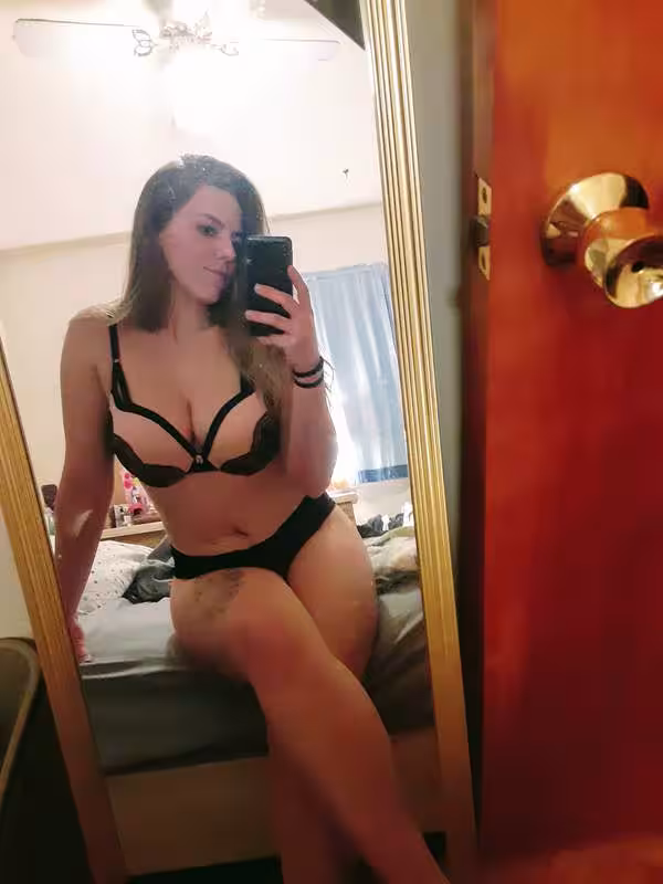 Mindy | 757-529-2817 | Virginia Beach | Escort