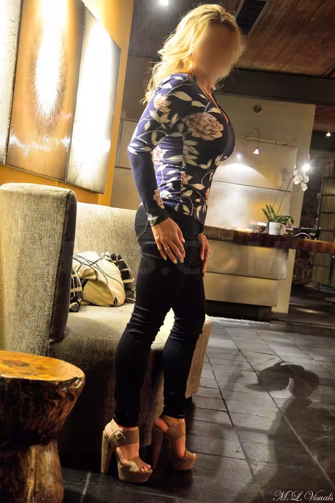 San Diego | Escort | Amanda Parker