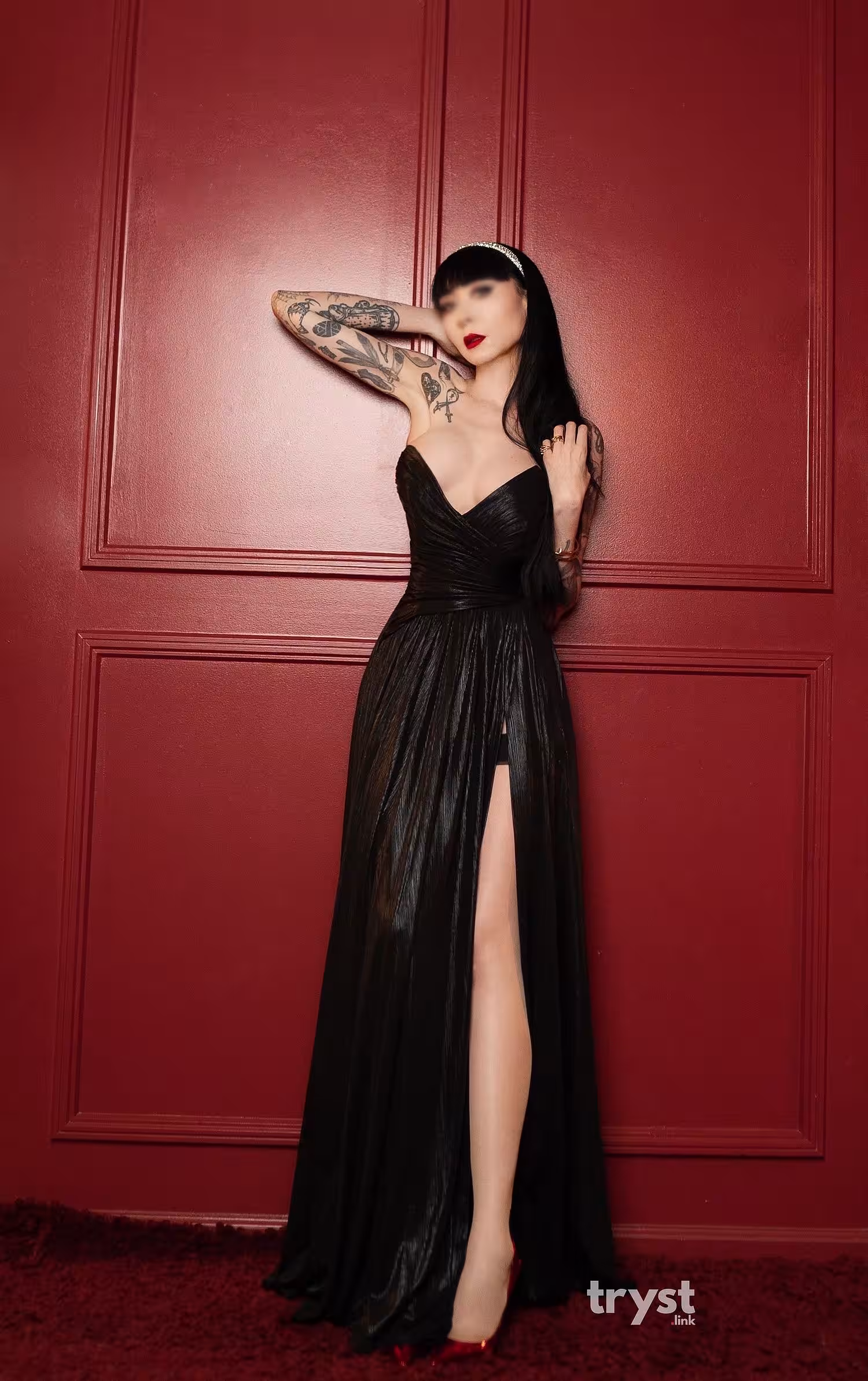 Escort | New York City - Manhattan | Mistress Ramona Ryder | 212-666-6969