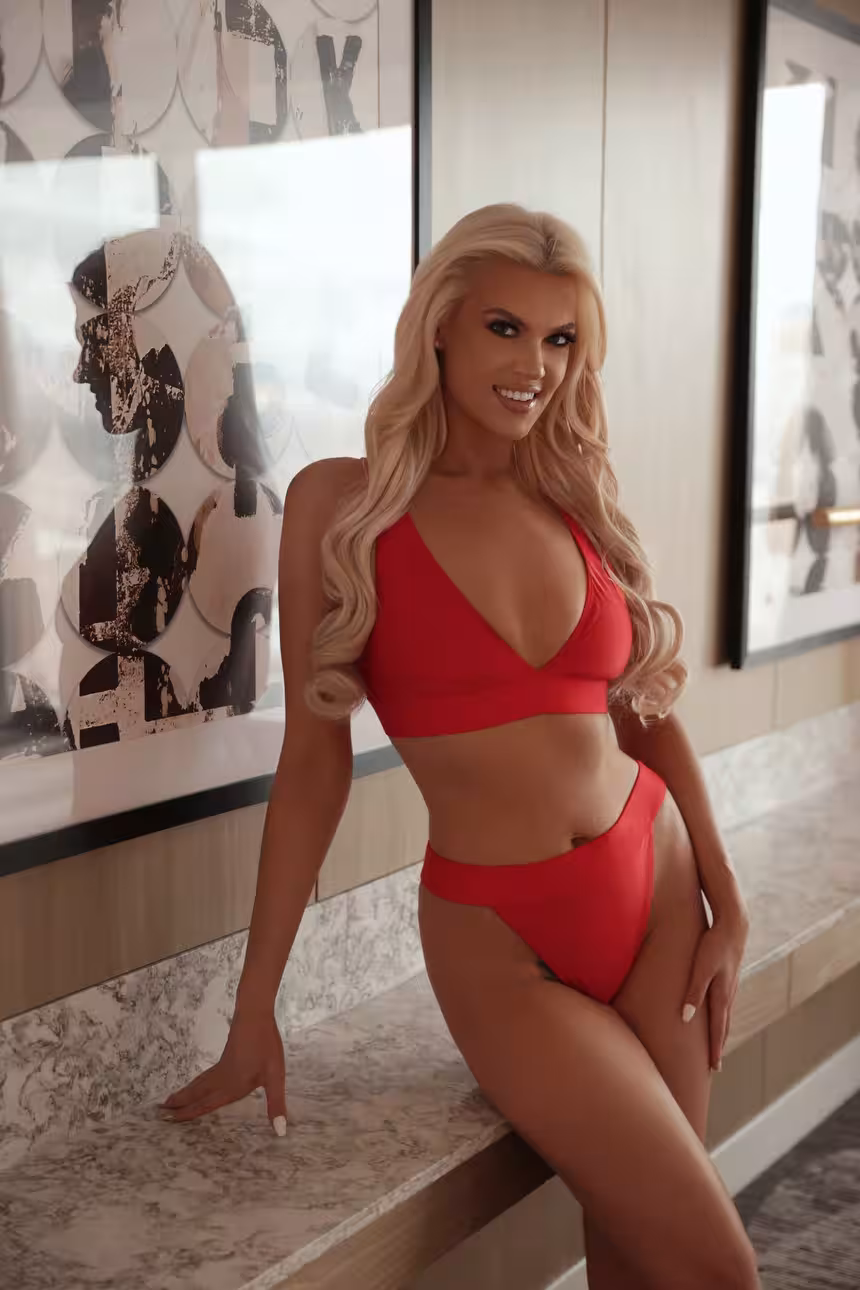 Paris Lemoi | Las Vegas | 702-292-7100 | Escort