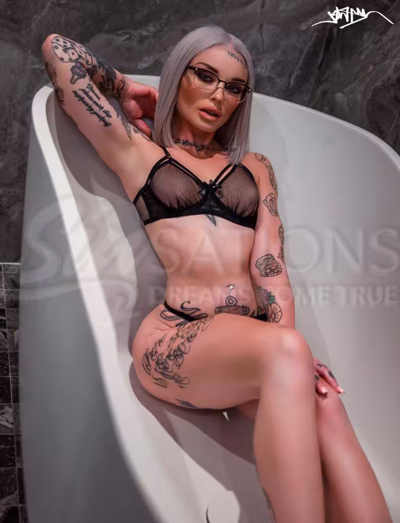 323-449-4644 | Escort | Las Vegas | Chloe Carter