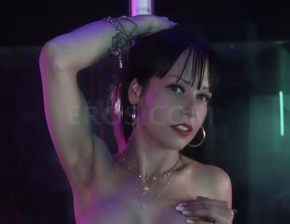 Della | 561-370-4451 | Orlando | Escort