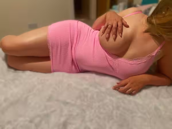 Laura | Gabriela | 929-603-5831 | Escort | Chicago