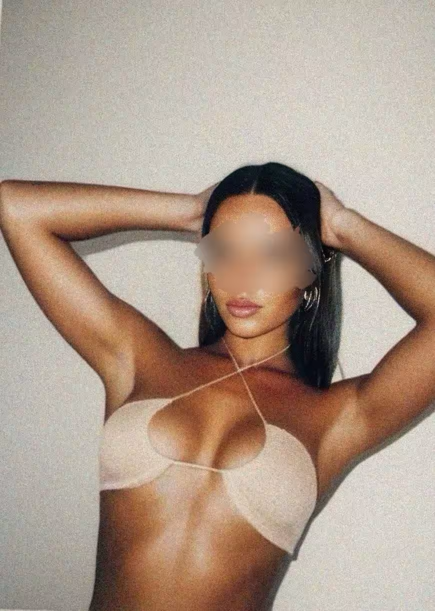 Escort | Chicago | 909-205-4212 | Siren