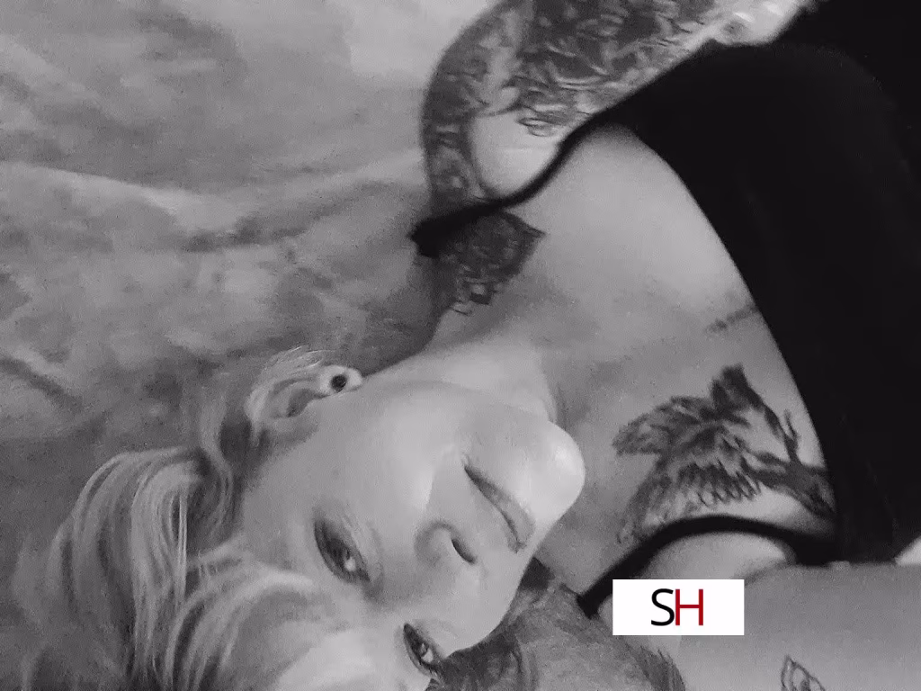 Amylynn | Escort | Harrisburg | 717-514-7088