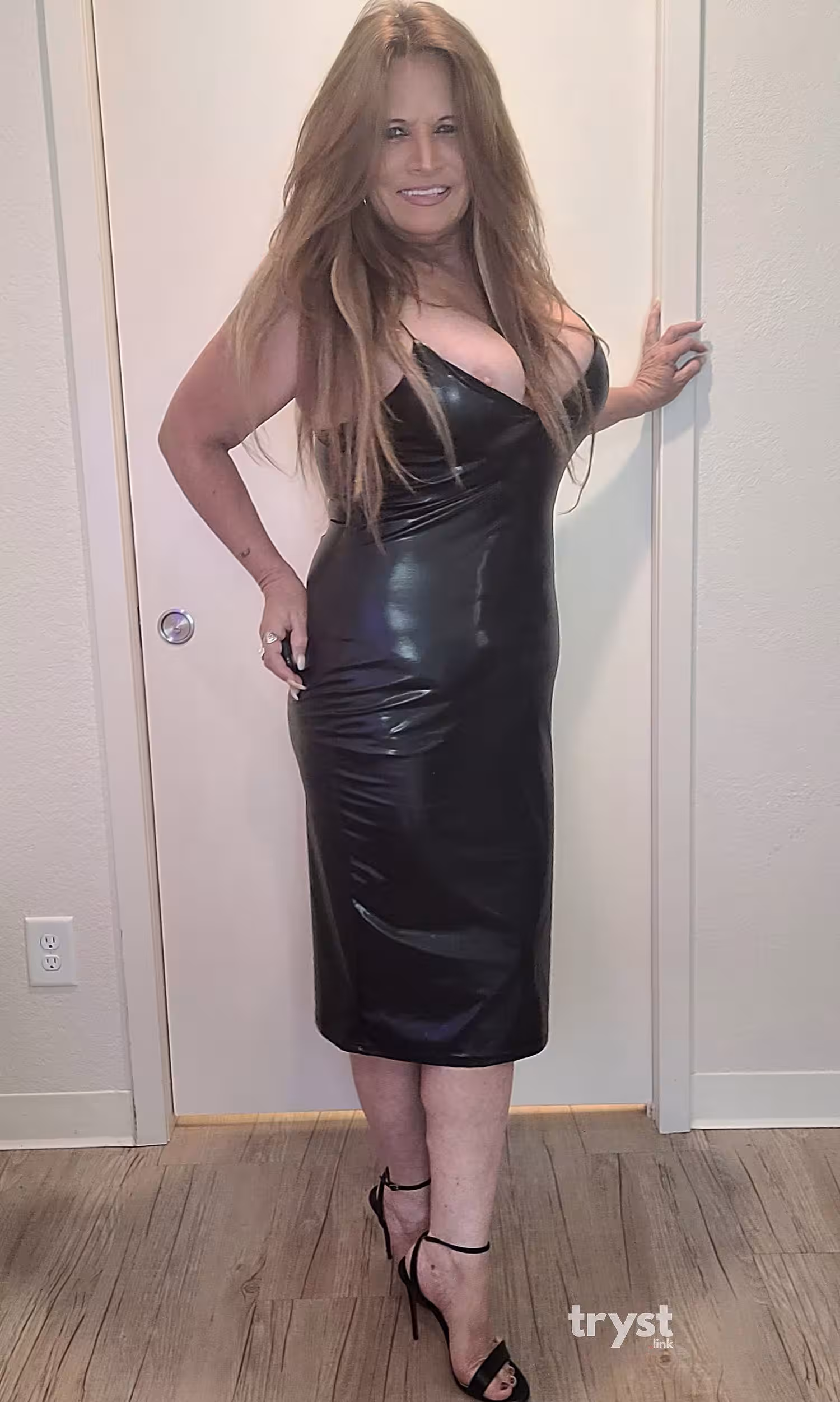 Raleigh | Savannah | Escort | 407-860-9108