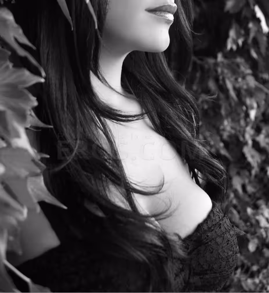 Demi Marie | Della Reid | Phoenix | Escort | 480-900-9650