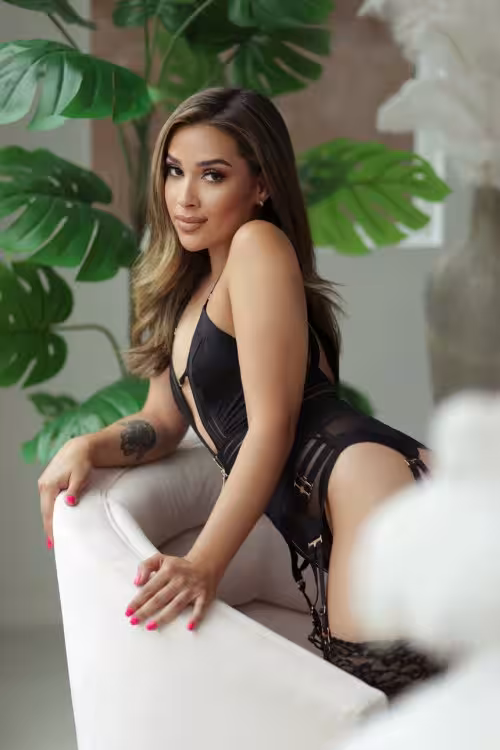 Escort | Elle Frances | Las Vegas