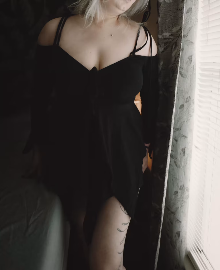 Lana | Indianapolis | 317-279-5310 | Escort