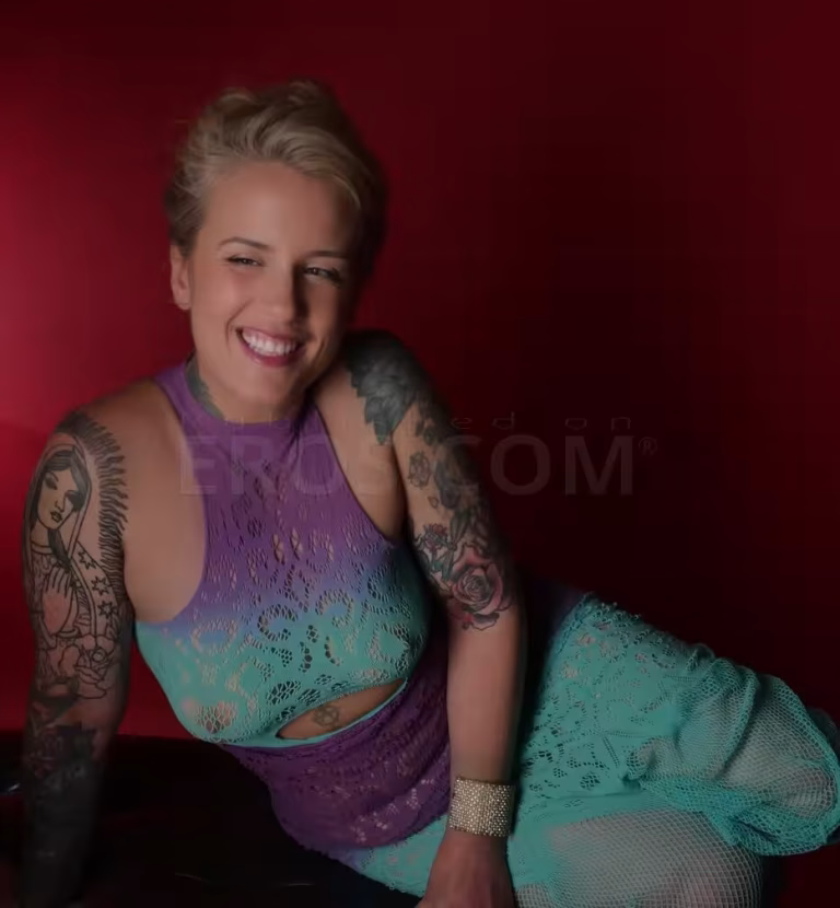 Escort | Harper Turner Banks | Minneapolis | 507-479-6680