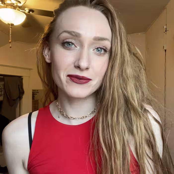 Las Vegas | Escort | Red | 702-841-1049